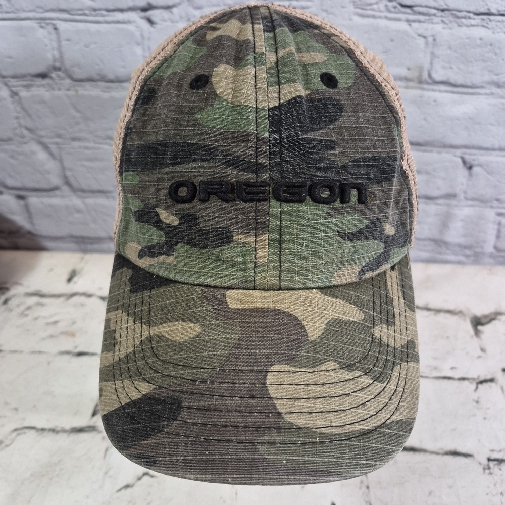 Oregon Ducks Camo Ball Cap Meshback Flag Patch Top Of The World Hat